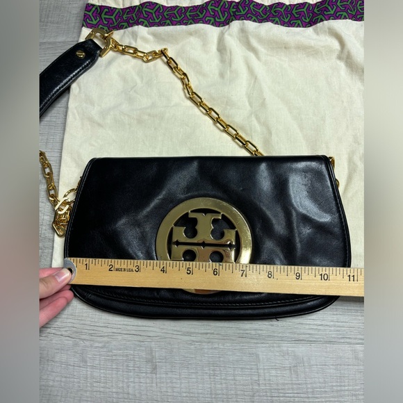 Tory burch Gold Metal logo Black Flap Crossbody - Picture 6 of 9
